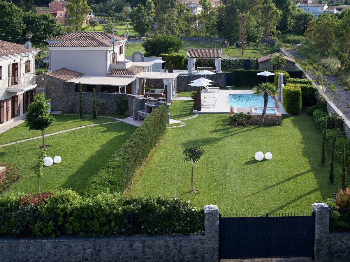 S & O Villas Corfu Dassia  Eksteriør billede
